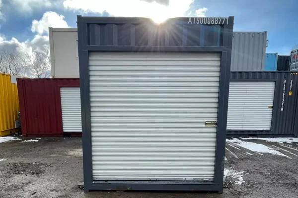 10′ Hc Used Container with Rollup Door