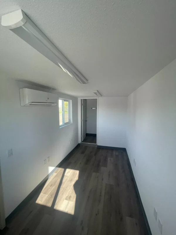 20ft office in refurbished shipping container