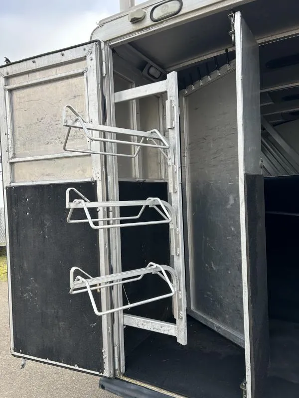 2002_Silverado_8718_3H_GN_trailer__rWRX3wdv0gfp.webp 2002 Silverado 3h GN All Aluminum Weekender