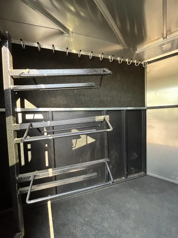 2022 Logan Coach Crossfire 3 Horse Gooseneck