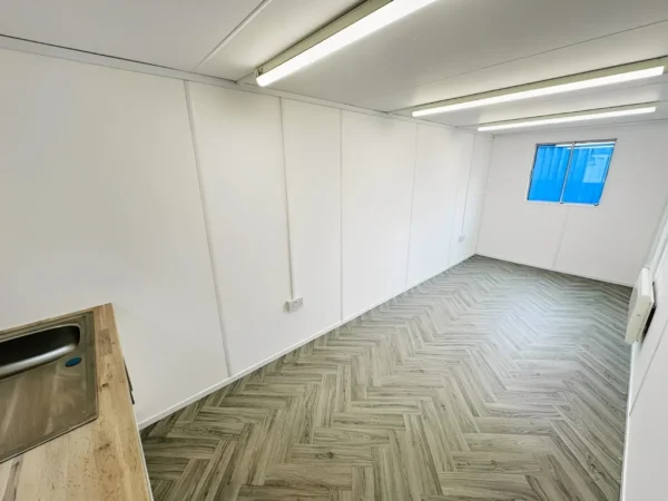 21ft x 8ft Office / Canteen Cabin – Refurbished Anti-Vandal Portable Building
