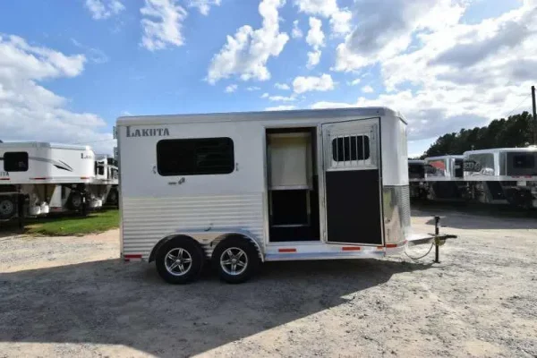 2018 Lakota 2HBPST 2 Horse Trailer