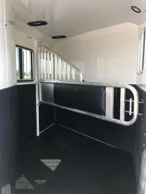 342200932_6421448741232673_2726632956985764904_n.webp 2010 Merhow 2 Horse Slant