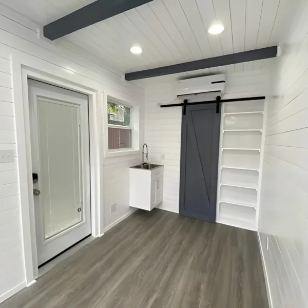 40-Ft-Prefab-Living-Tiny-Modular-Shipping-Container-Home3-1024x1024-1.webp 40Ft Prefab Living Tiny Modular Shipping Container Home