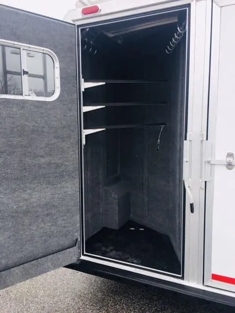 2018 Platinum Coach 3 Horse Bumper Pull