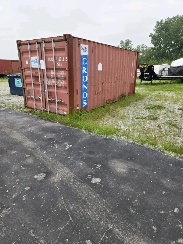 Durable & Affordable Used 20′ Storage Containers / Storage Pods