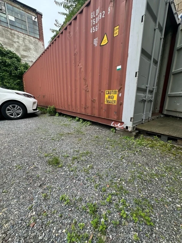 40ft High Cube Shipping Container – Excellent Condition