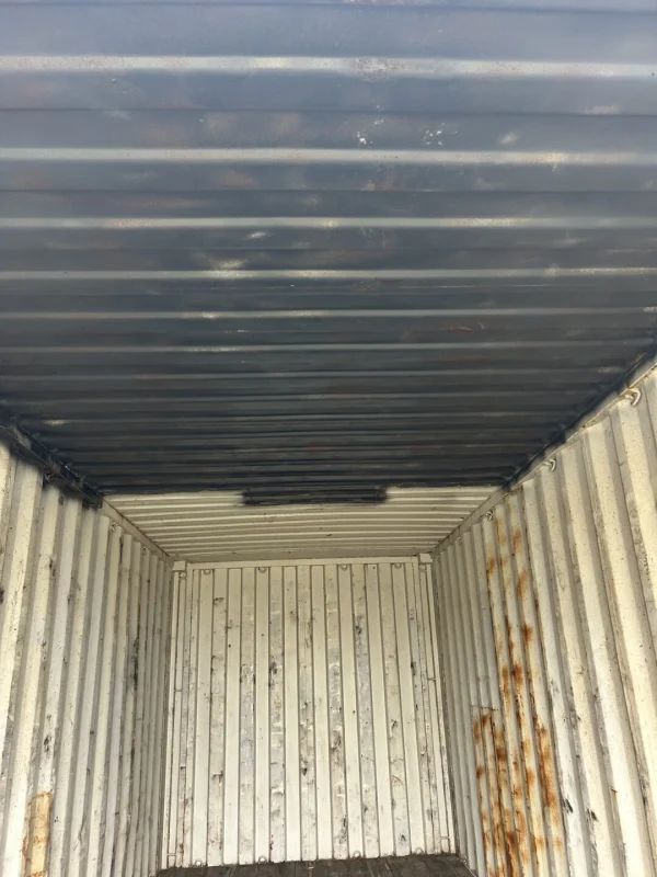 20′ Shipping Container CCR18113