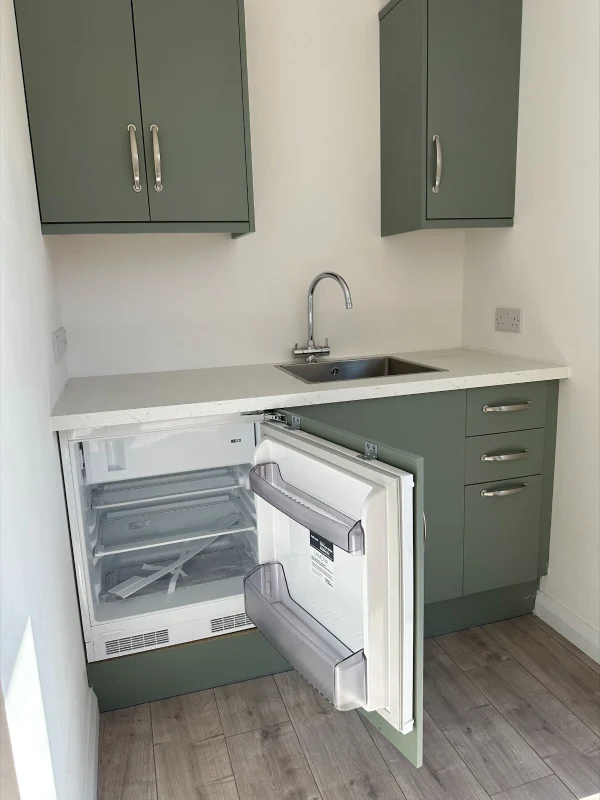 7.5 x 3m Office with kitchenette/WC